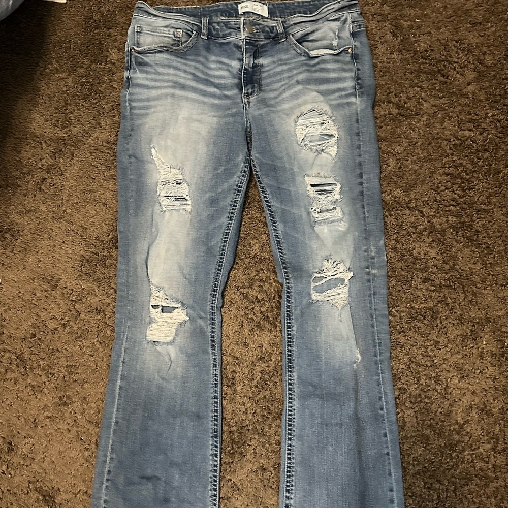 BKE woman’s Jean size 32